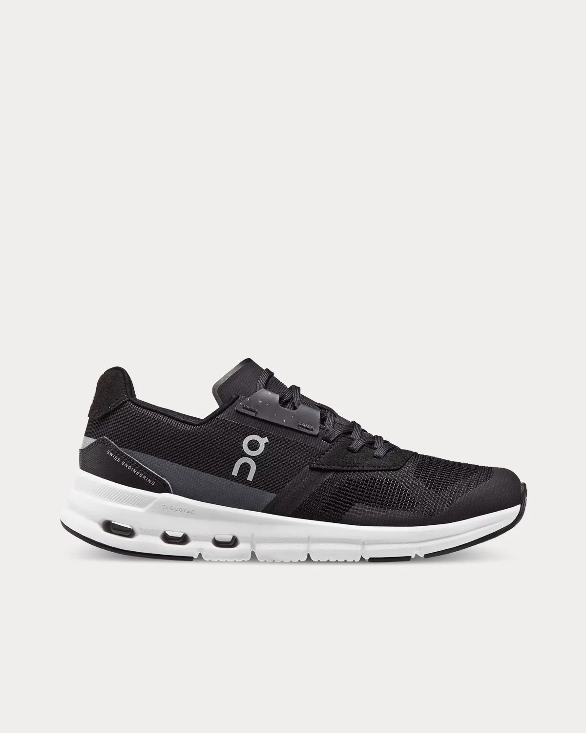Cloudrift Black / White Running Shoes