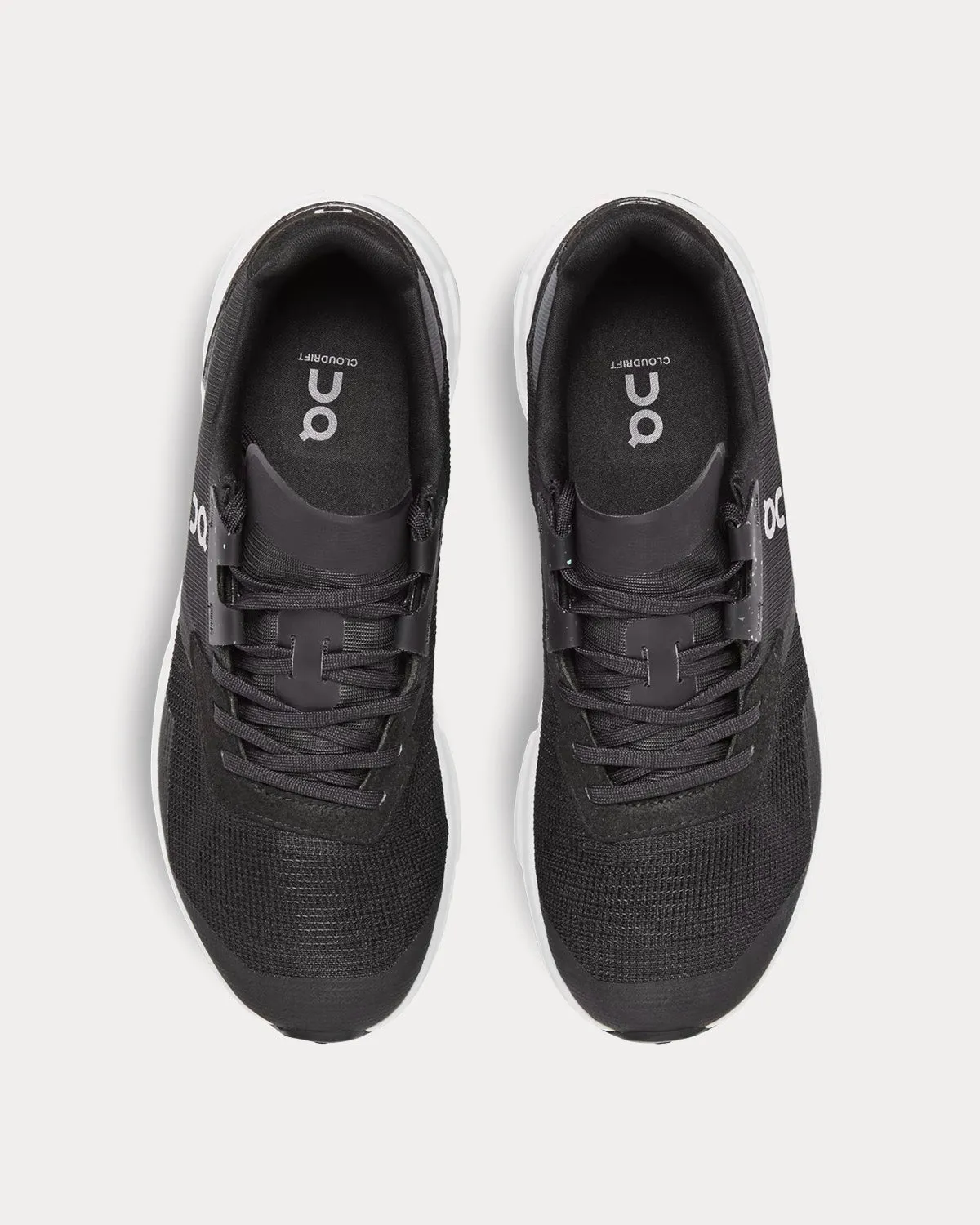 Cloudrift Black / White Running Shoes