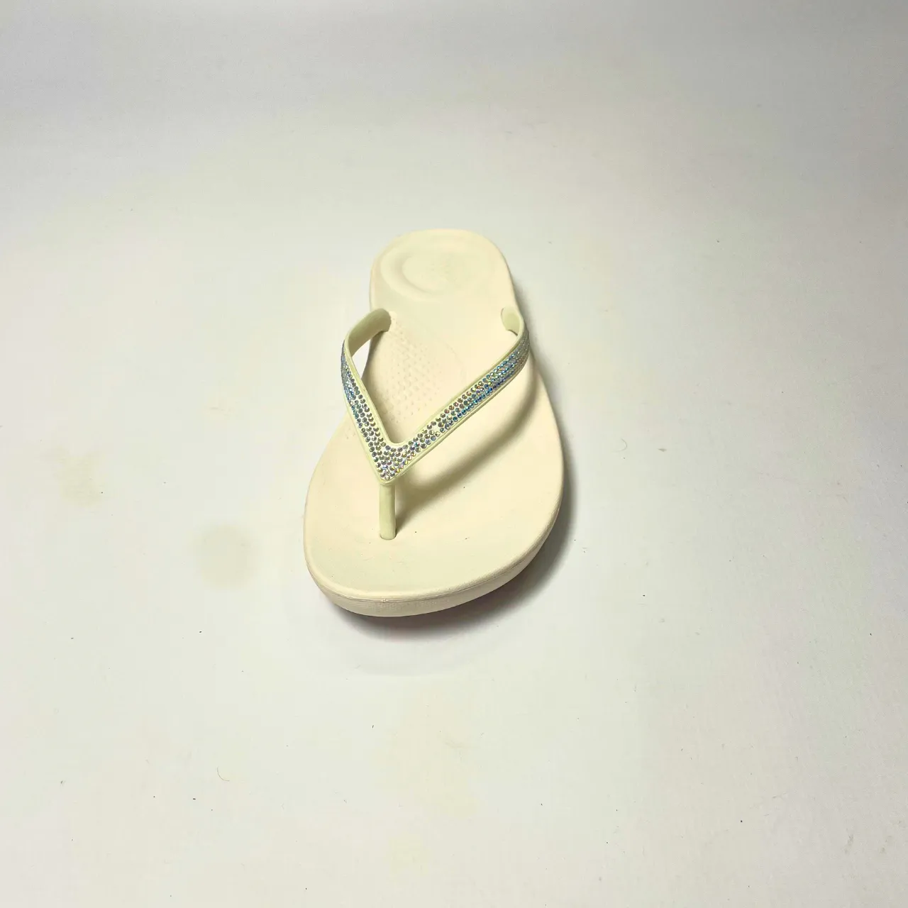 Fitflop IQUSHION SPARKLE urban white ergonomic flip-flops