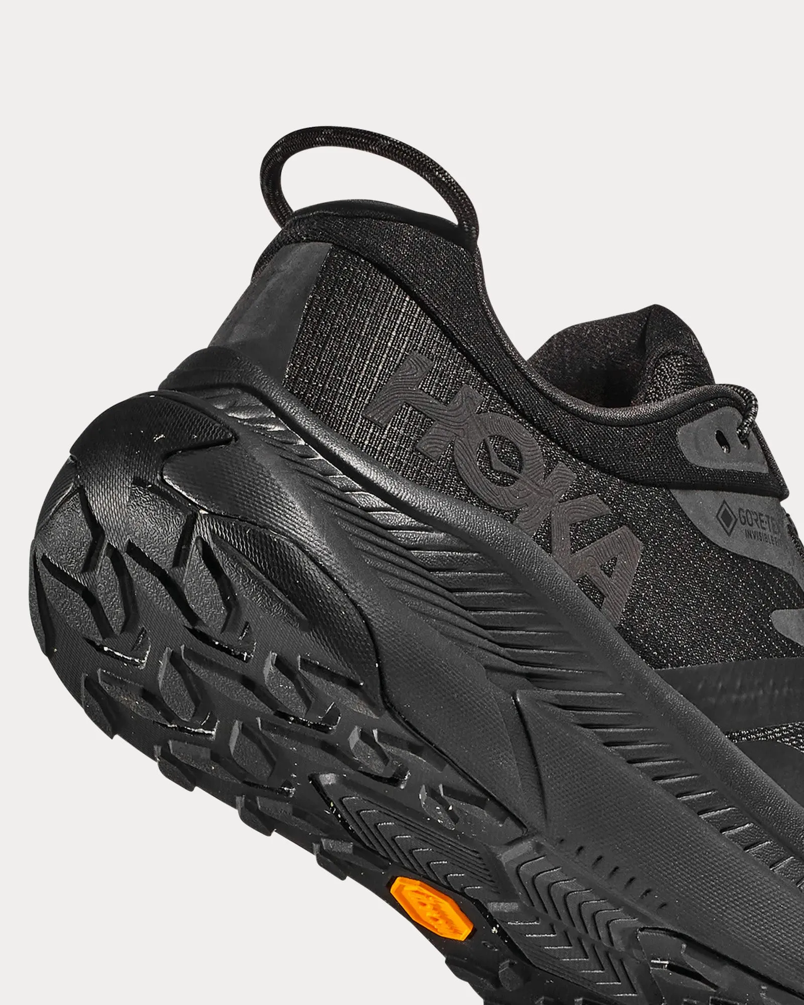Transport Gore-Tex Black / Black Running Shoes